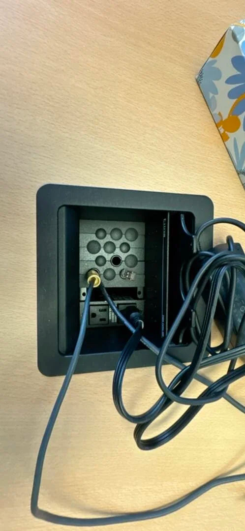 48" Round Meeting Table w/Electrical