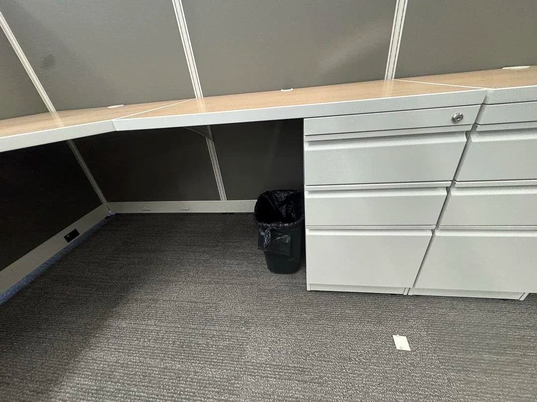 6' x 6' Trendway L-Shape Workstation w/BBF Ped