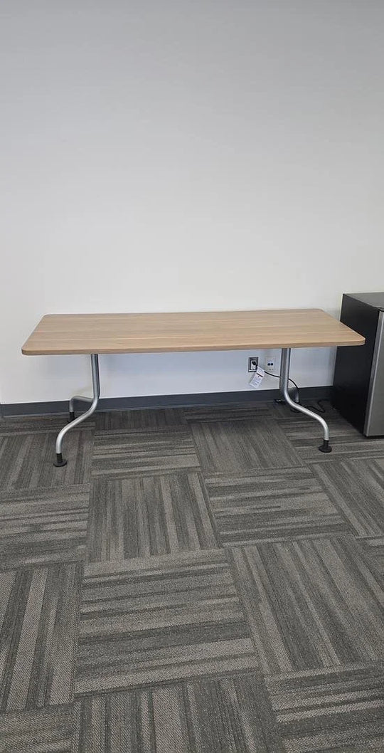 Steelcase 6' Rectangle Meeting Table
