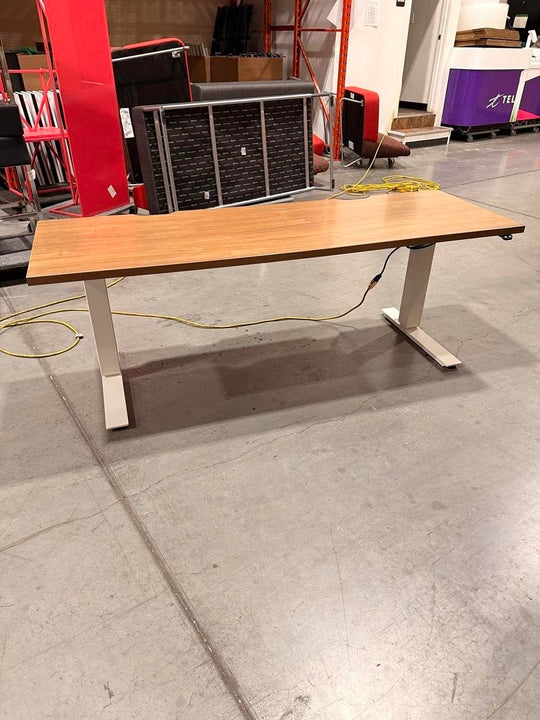 6' Haworth Electronic Sit Stand Desk w/Cut Out