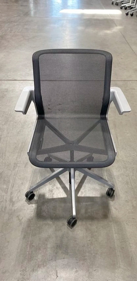 Mesh Meeting Chair