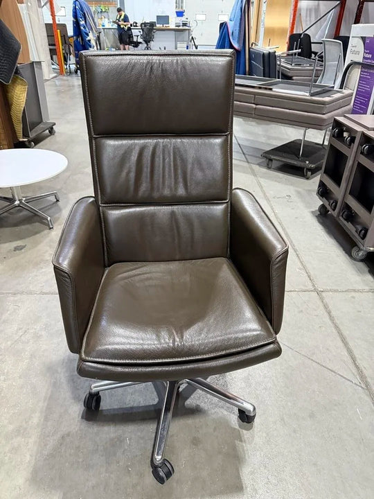 Keilhauer Elite Leather Meeting Chair