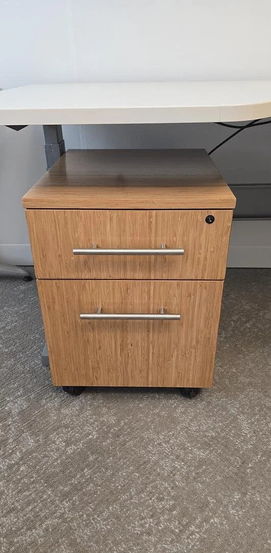 Haworth L-Shape Electronic Sit Stand Desk w/BF Ped  Speckle