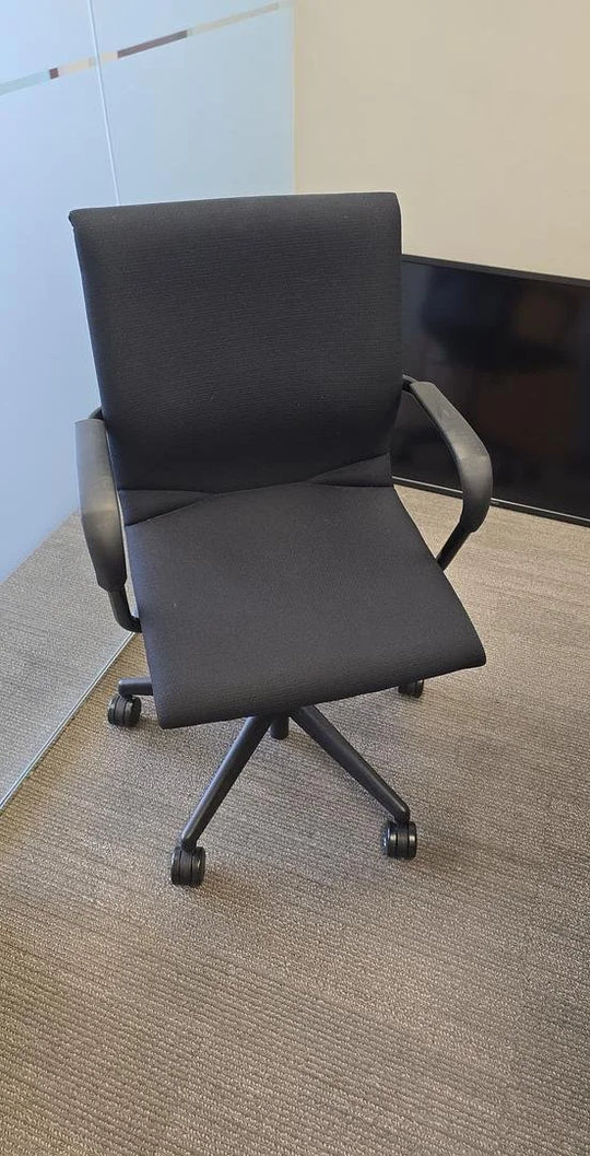 Steelcase Protege Meeting Chair