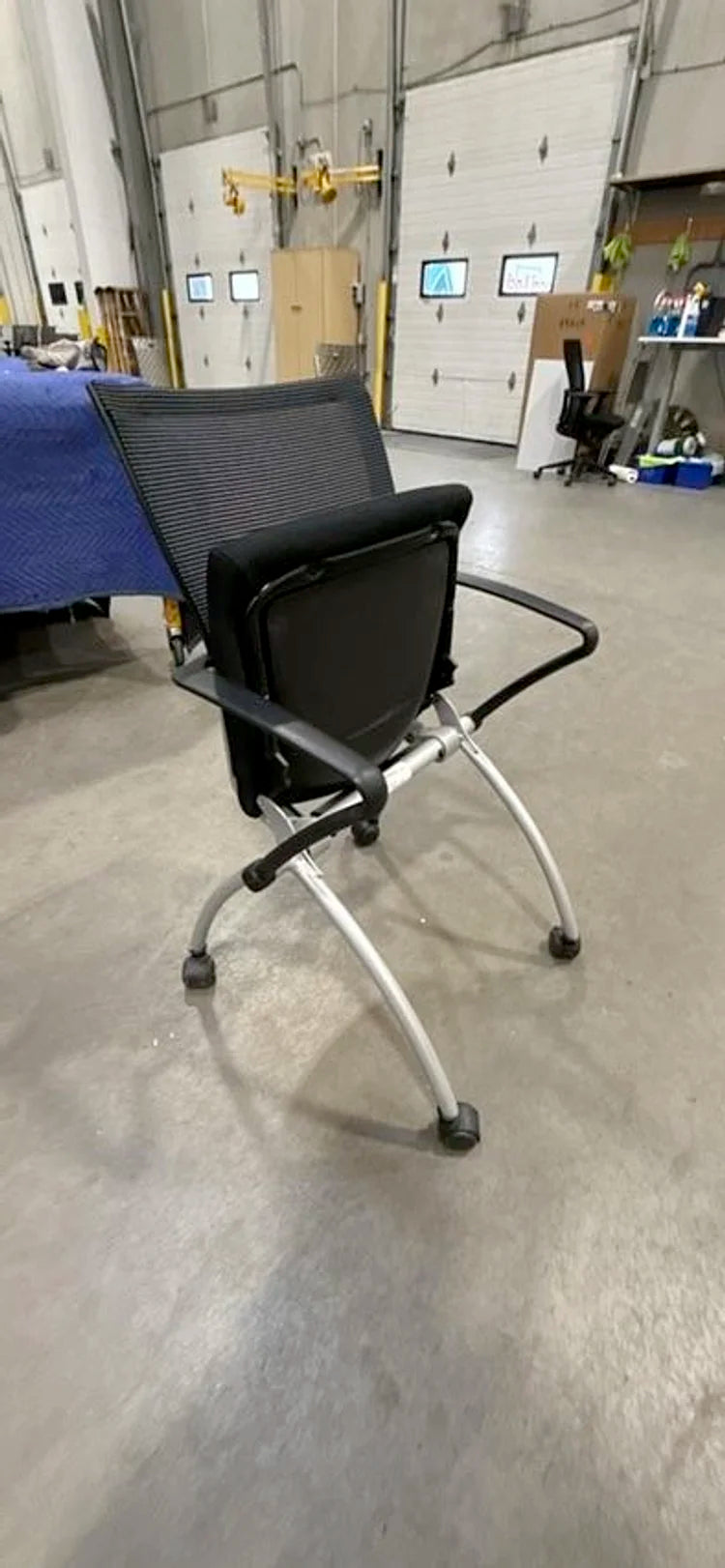 Haworth Nesting Mobile Guest Chair