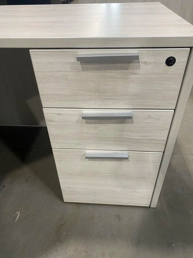 LH U-Shape Desk w/BBF Ped