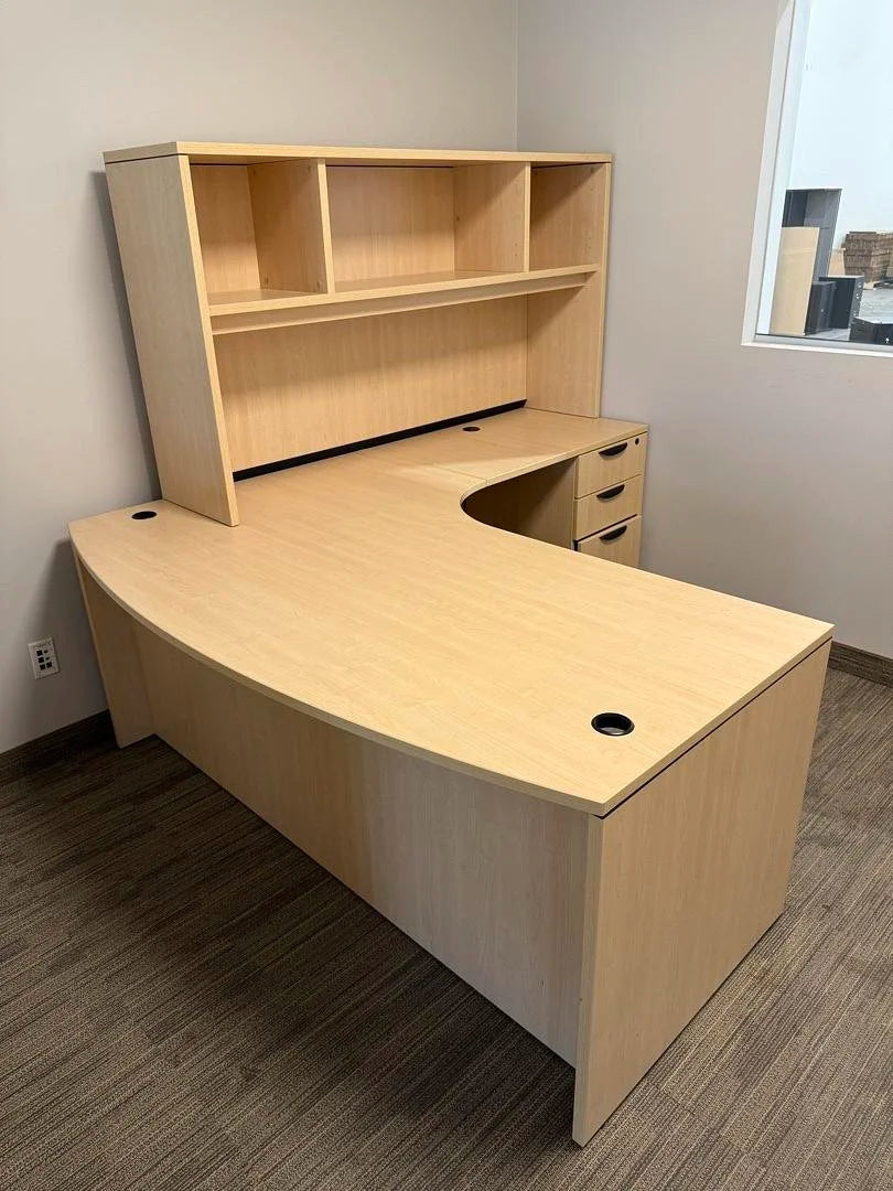 RH Bow Front L-Shape Desk w/Hutch and BBF Ped