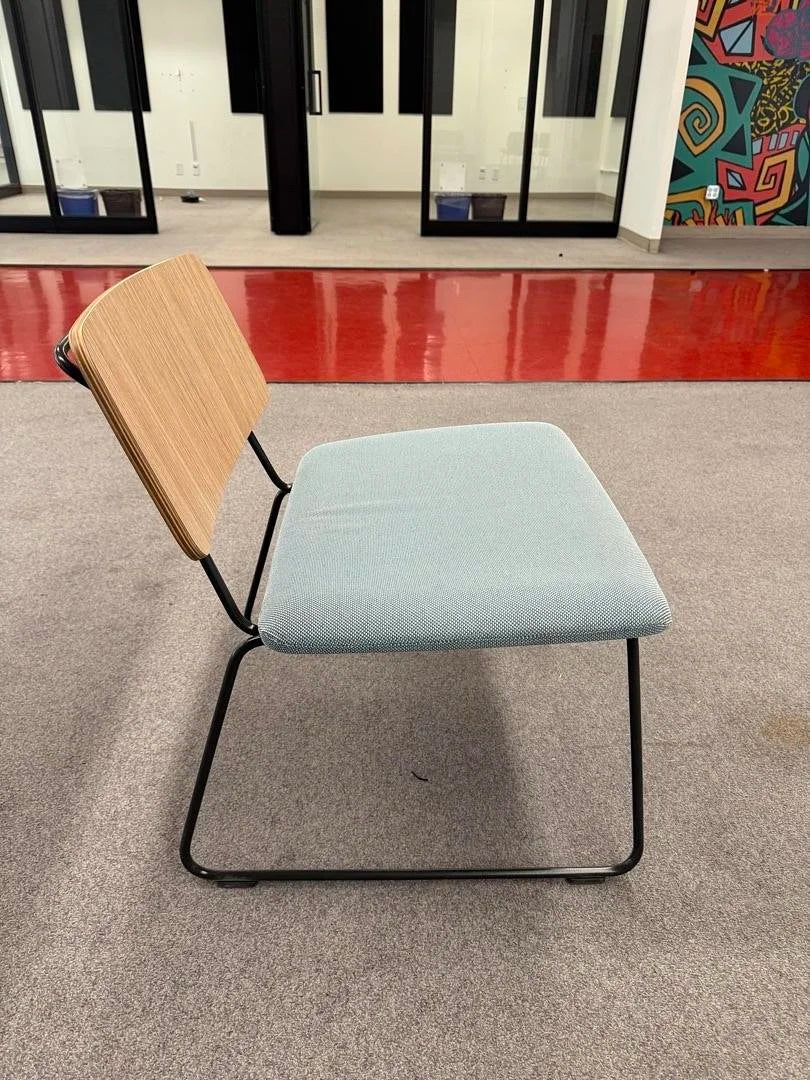 Haworth Resonate Sled Base Chair