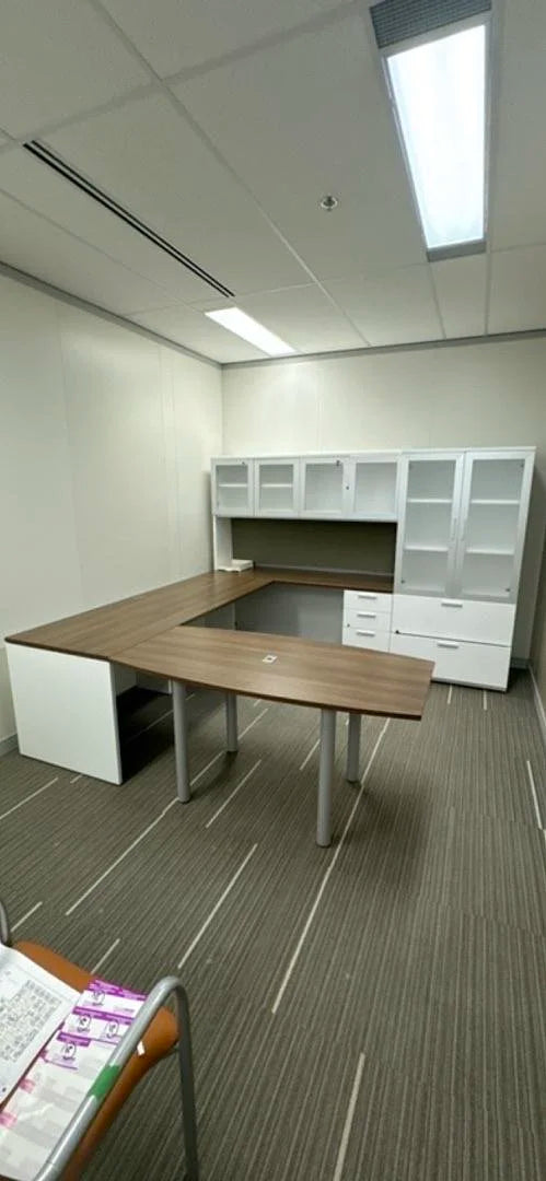 RH U-Shape Desk w/Hutch, BBF Ped, Combo Unit