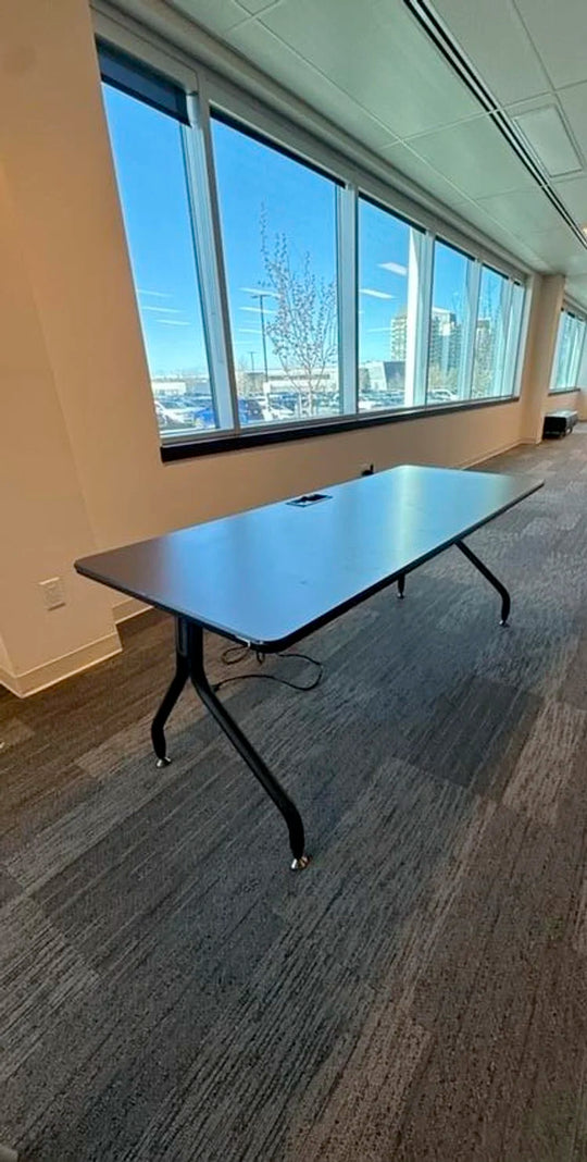 6' Training Table w/Electrical