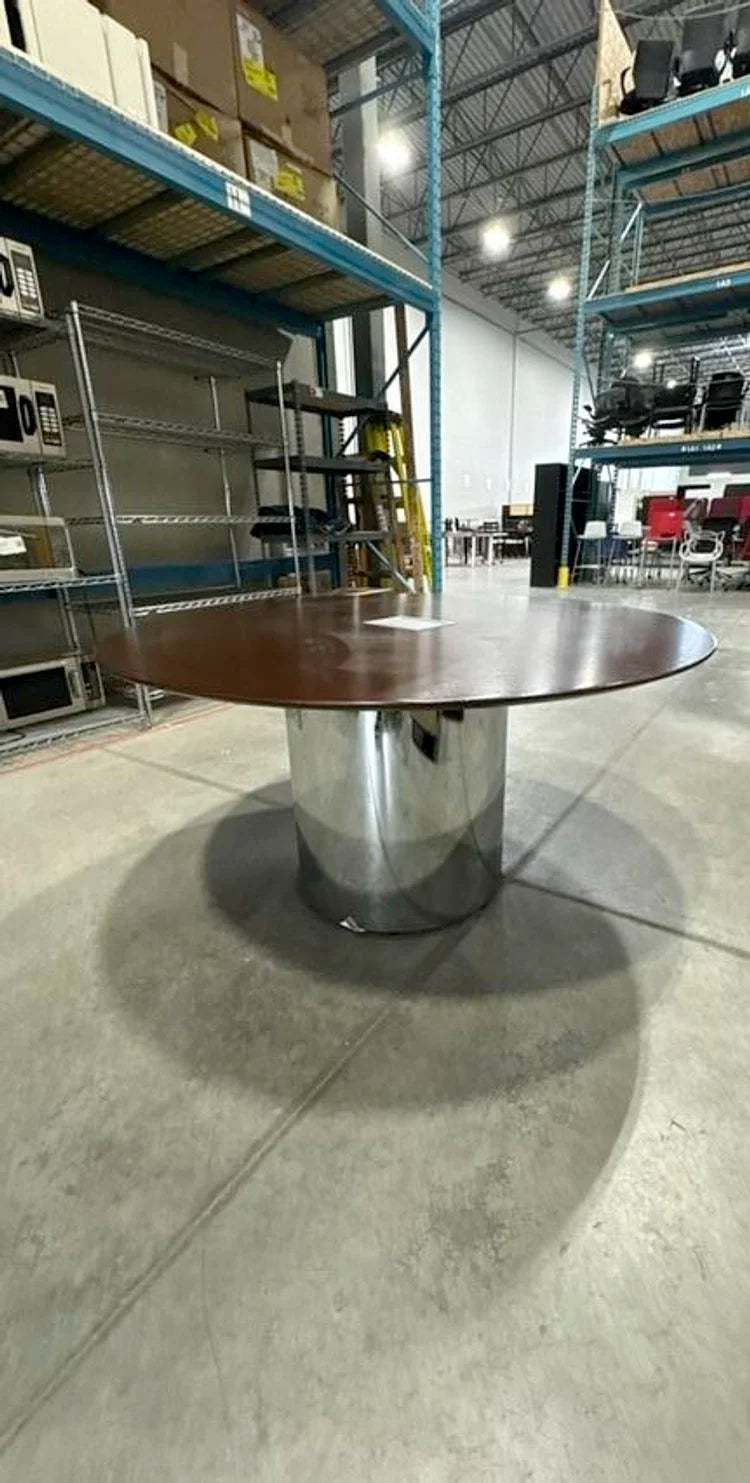 5' Round Table w/Electrical