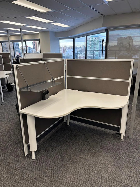 4' x 4' Global 4-Pod Workstations