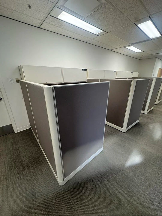 6' x 6' Trendway Workstation w/ 2 Overheads and BBF Ped