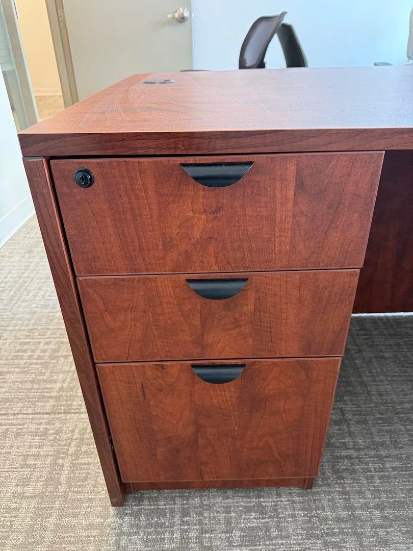 RH Bow Front L-Shape Desk w/BBF Ped