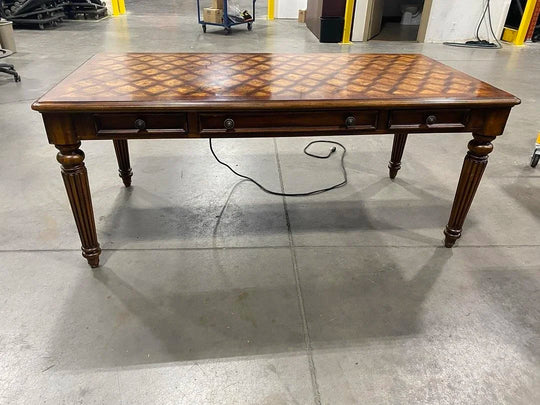 Hooker Furniture Seven Seas Computer/Writing Desk w/Electrical