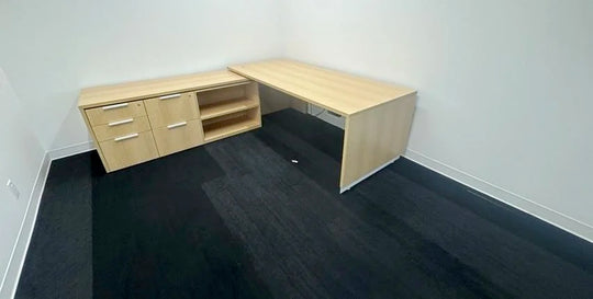 Teknion LH L-Shape Electronic Sit Stand Desk w/Shelf, FF, BBF Ped