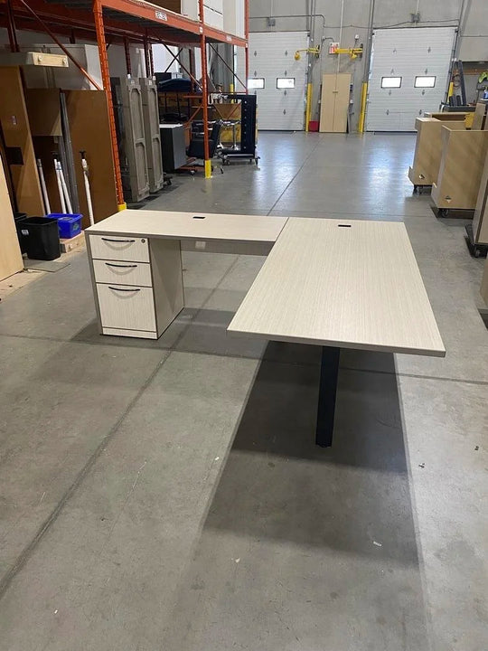 LH L-Shape Desk w/BBF Ped