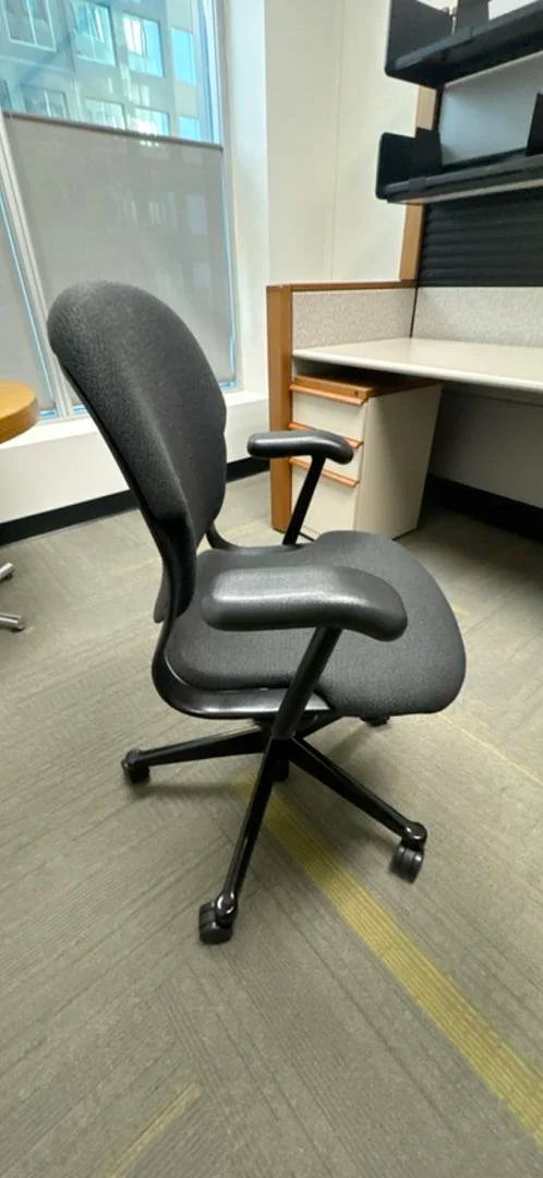 Herman Miller Equa Mobile Meeting Chair