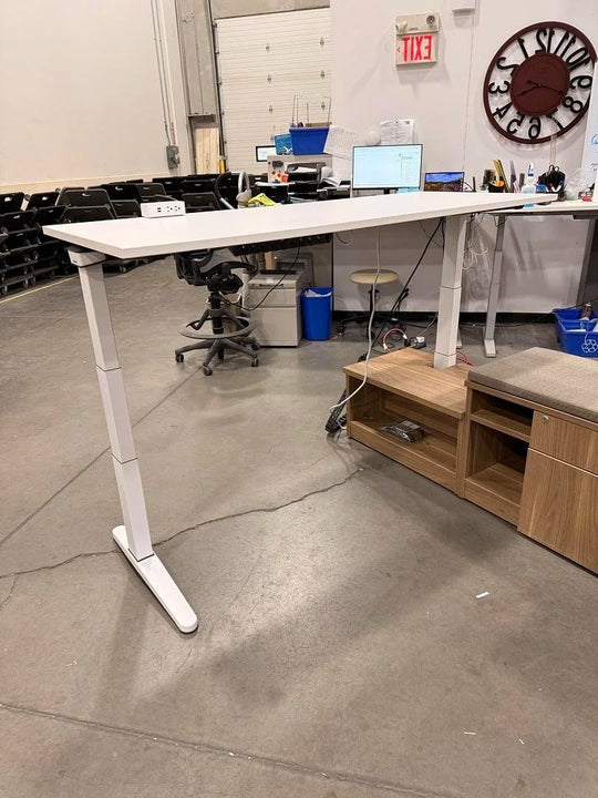 Steelcase RH L-Shape Electronic Sit Stand Desk w/Storage