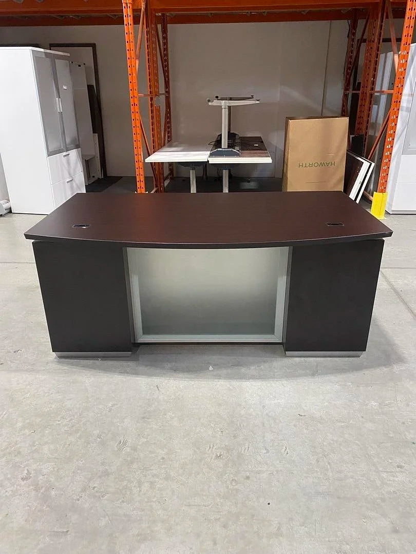 6' Bow Front Straight Desk w/2 BBF Peds