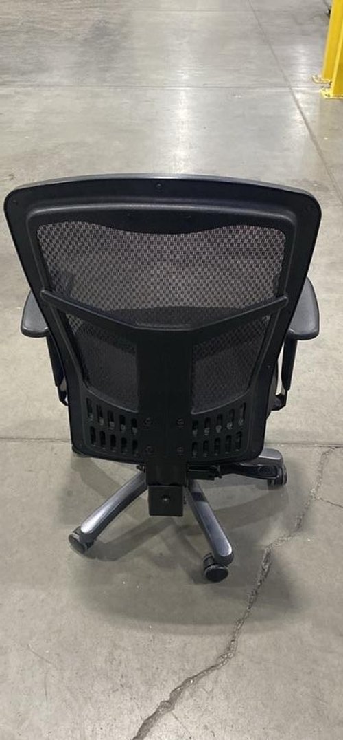 Mesh Back Fabric Task Chair