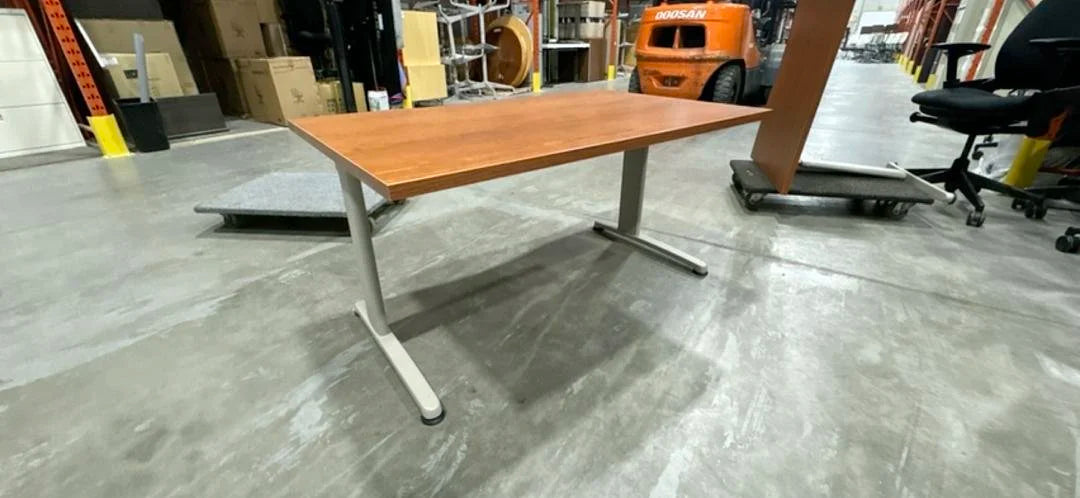 Teknion 4' Pin Height Adjustable Straight Table