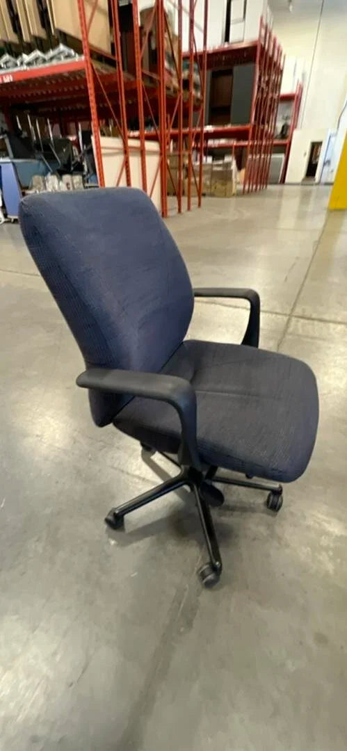 Keilhauer Tom Meeting Chair Pattern