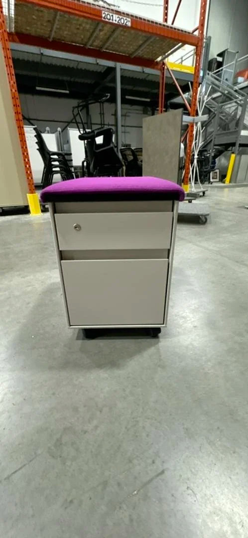 Steelcase Metal BF Ped w/Cushion Top