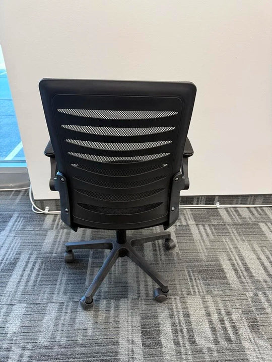 Mesh Back Meeting Chair