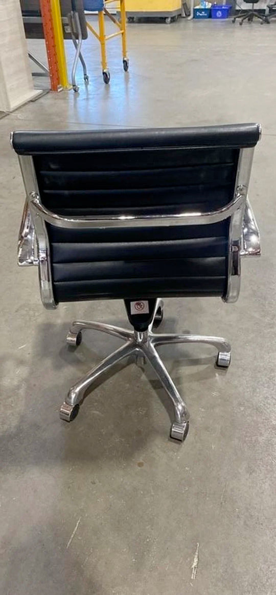 Leather Meeting Chair