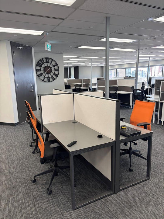 4' x 2' Hon 4-Pod Touchdown Workstation