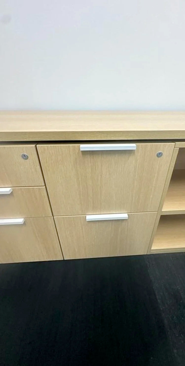 Teknion LH L-Shape Electronic Sit Stand Desk w/Shelf, FF, BBF Ped