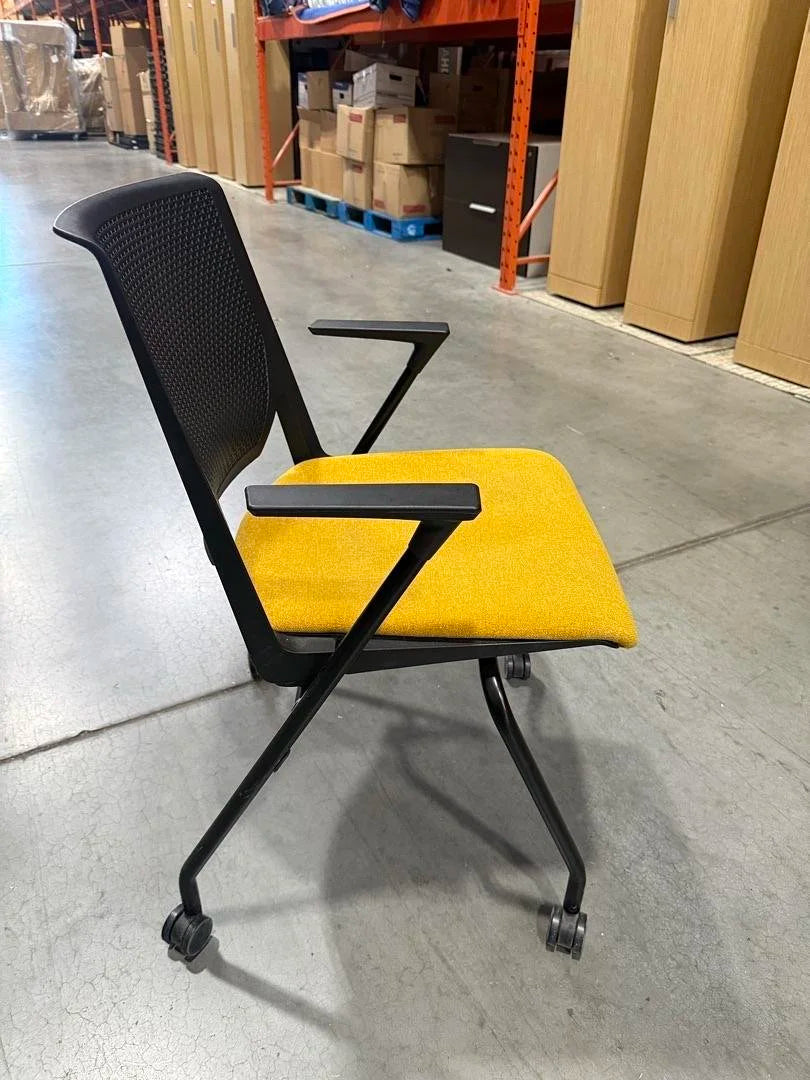Haworth Very Mobile Guest Chair