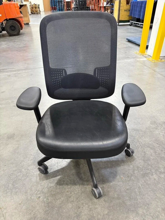 Teknion Projek Task Chair w/Leather Seat  (Leather Cracking)