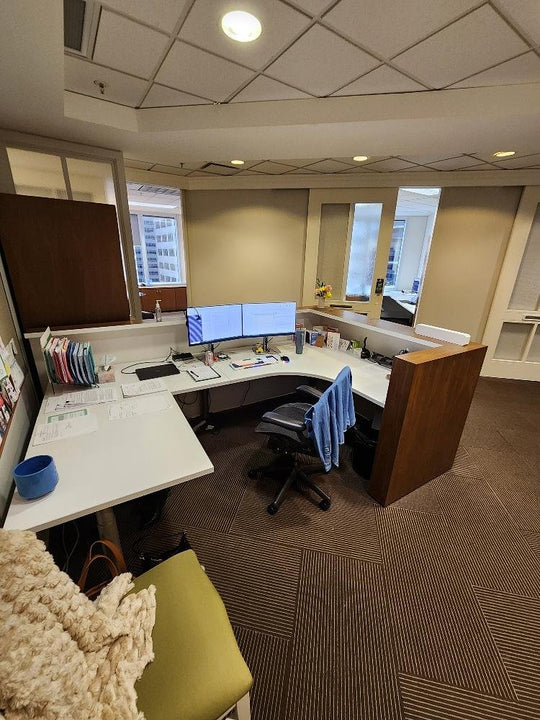 RH U-Shape Reception Desk