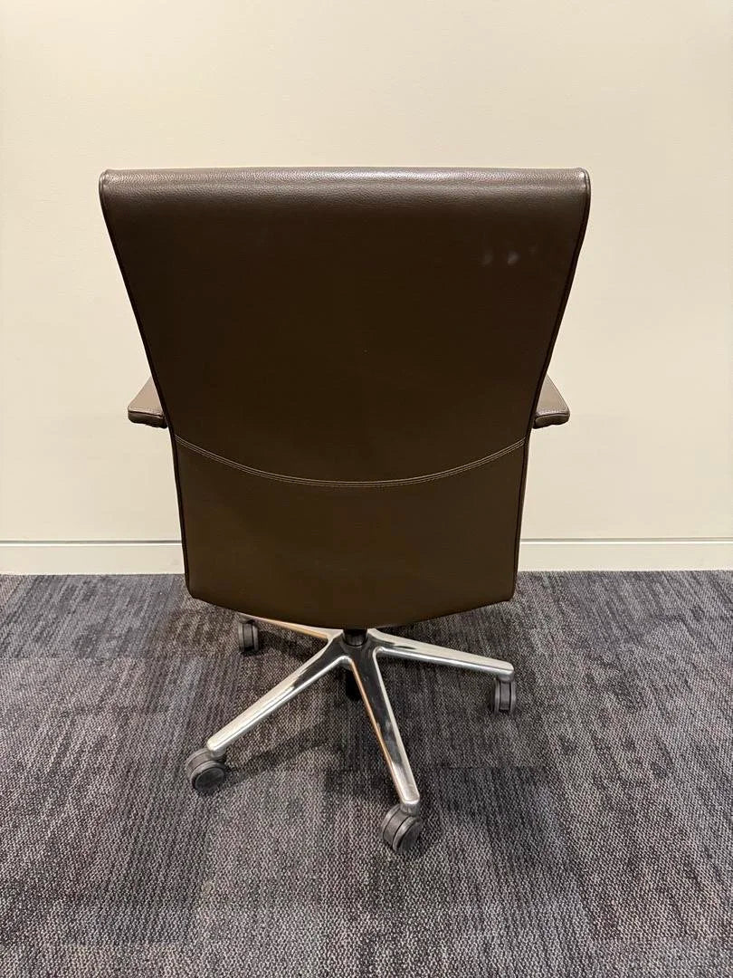 Keilhauer Leather Meeting Chair