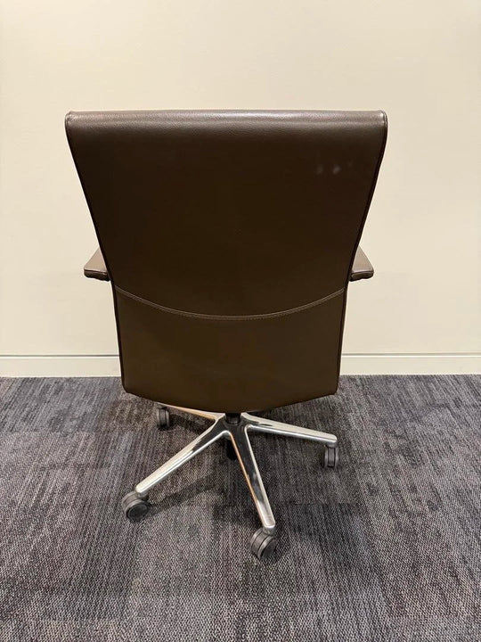 Keilhauer Leather Meeting Chair