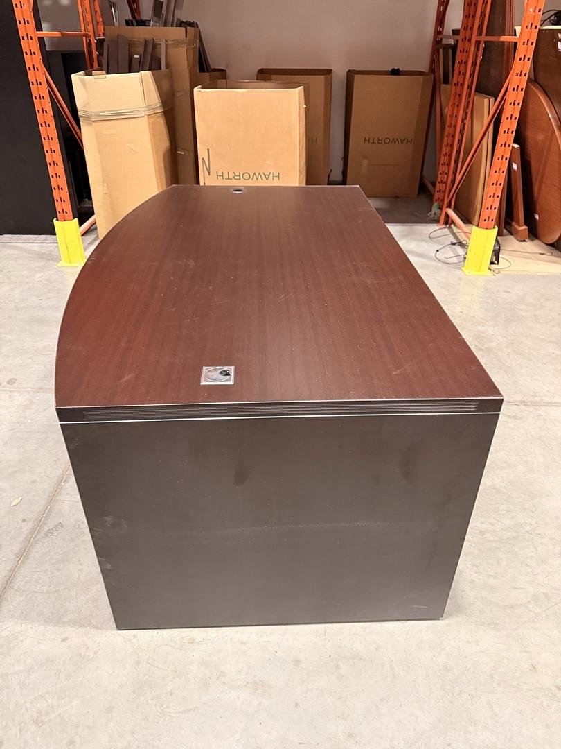 6' Bow Front Straight Desk w/BBF, FF Ped