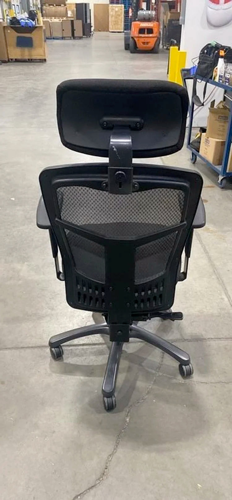 Mesh Back Fabric Task Chair w/Headrest