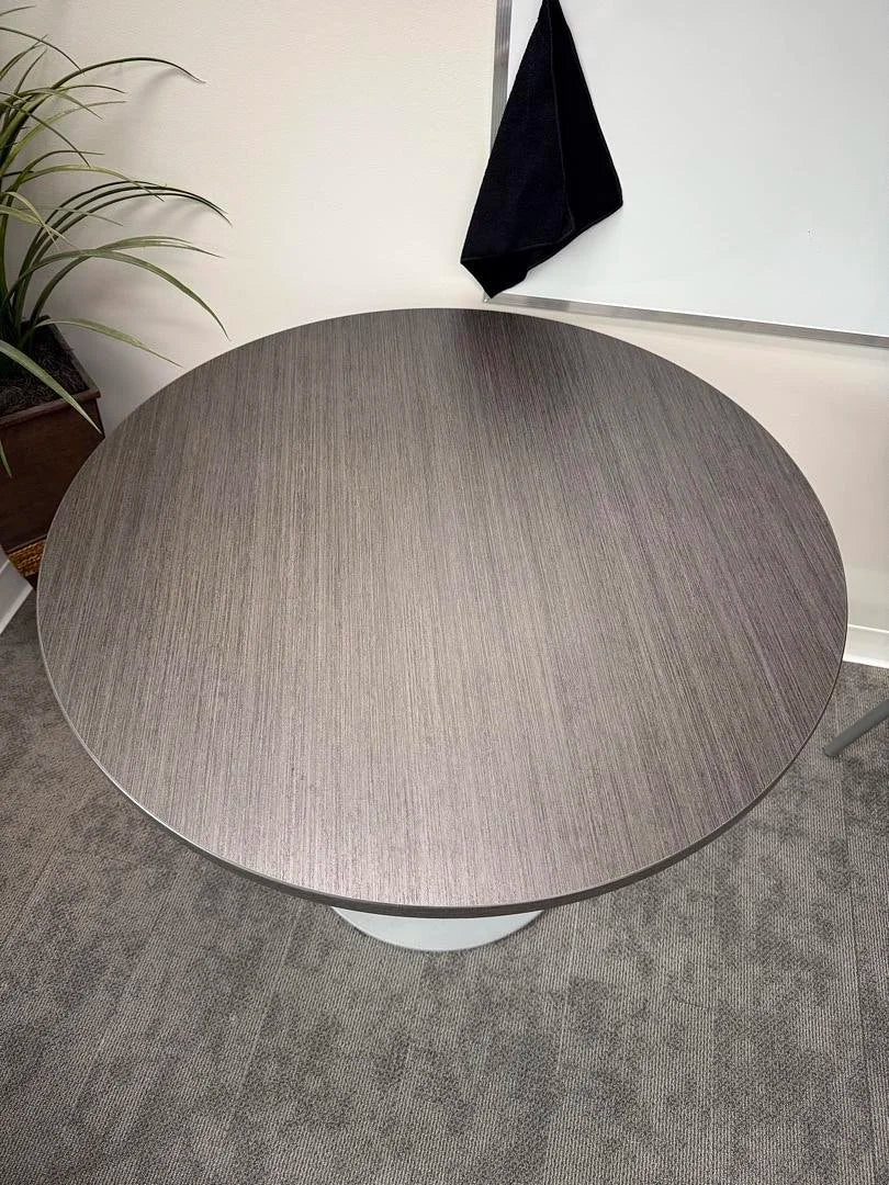 36" Round Table
