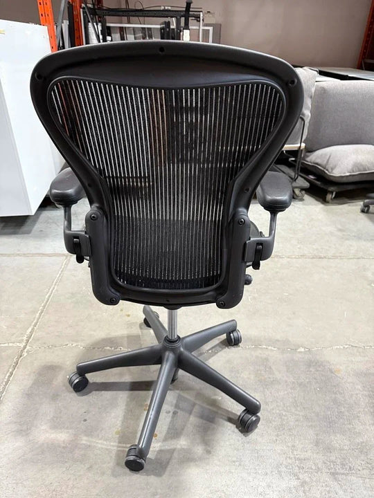 Herman Miller Aeron Size B Task Chair