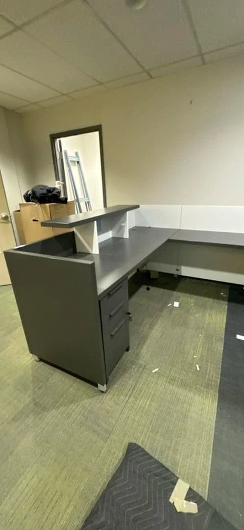 U-Shape Reception Desk w/BBF Ped