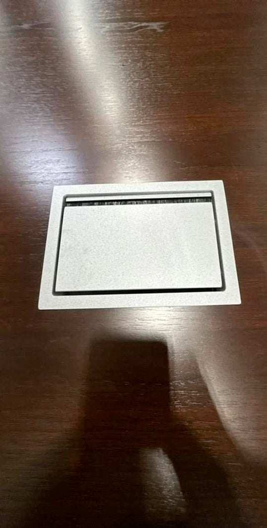 5' Round Table w/Electrical