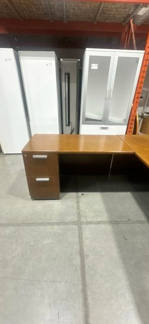LH L-Shape Desk w/BBF and FF Ped