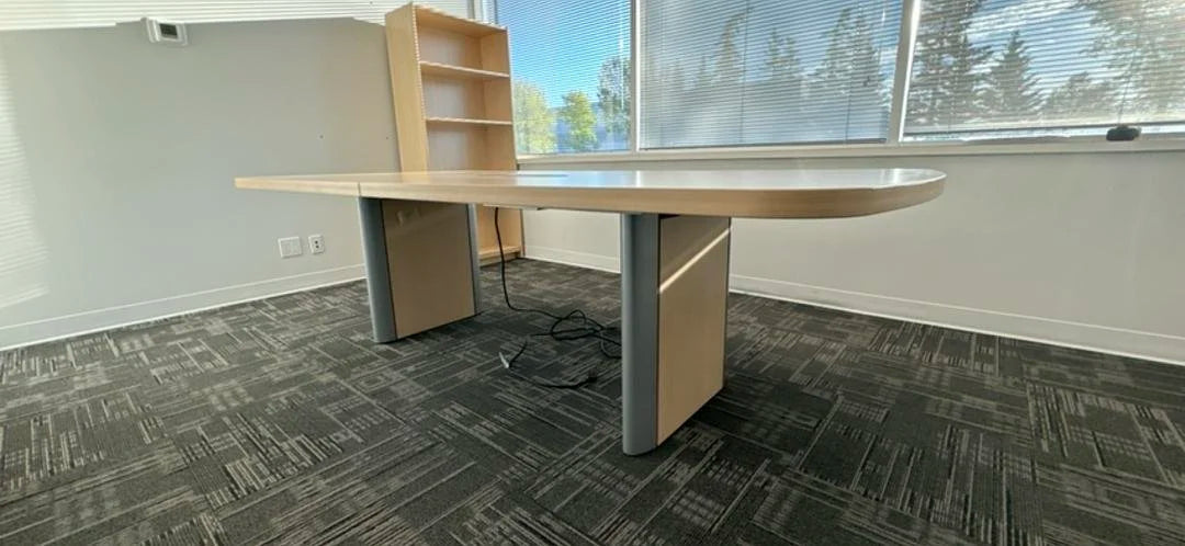 8.5' Teknion Rectangle Boardroom Table w/Electrical