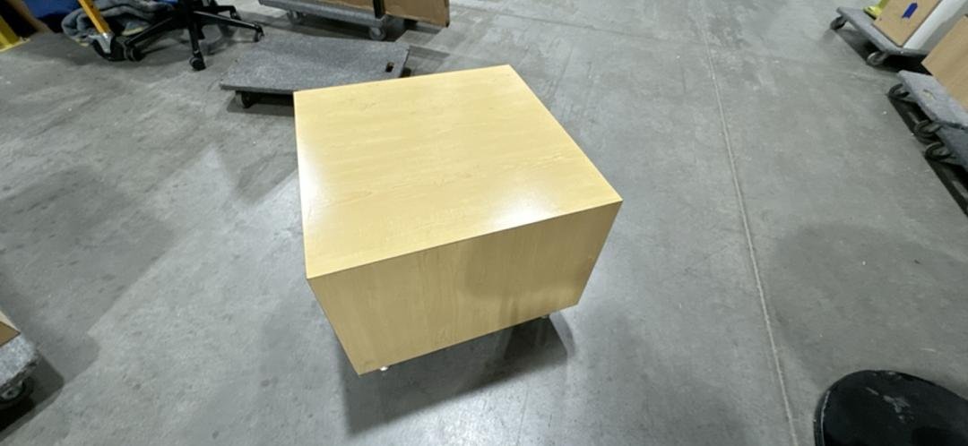 24 Square End Table