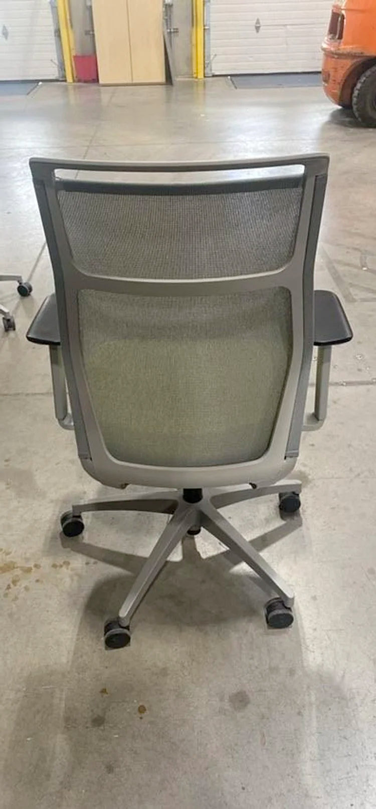 SitOnIt Seating Mesh Back Meeting Chair
