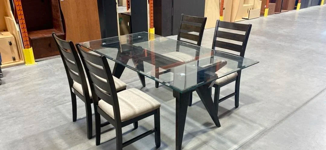 Rectangle Glass Top Table w/4 Chairs