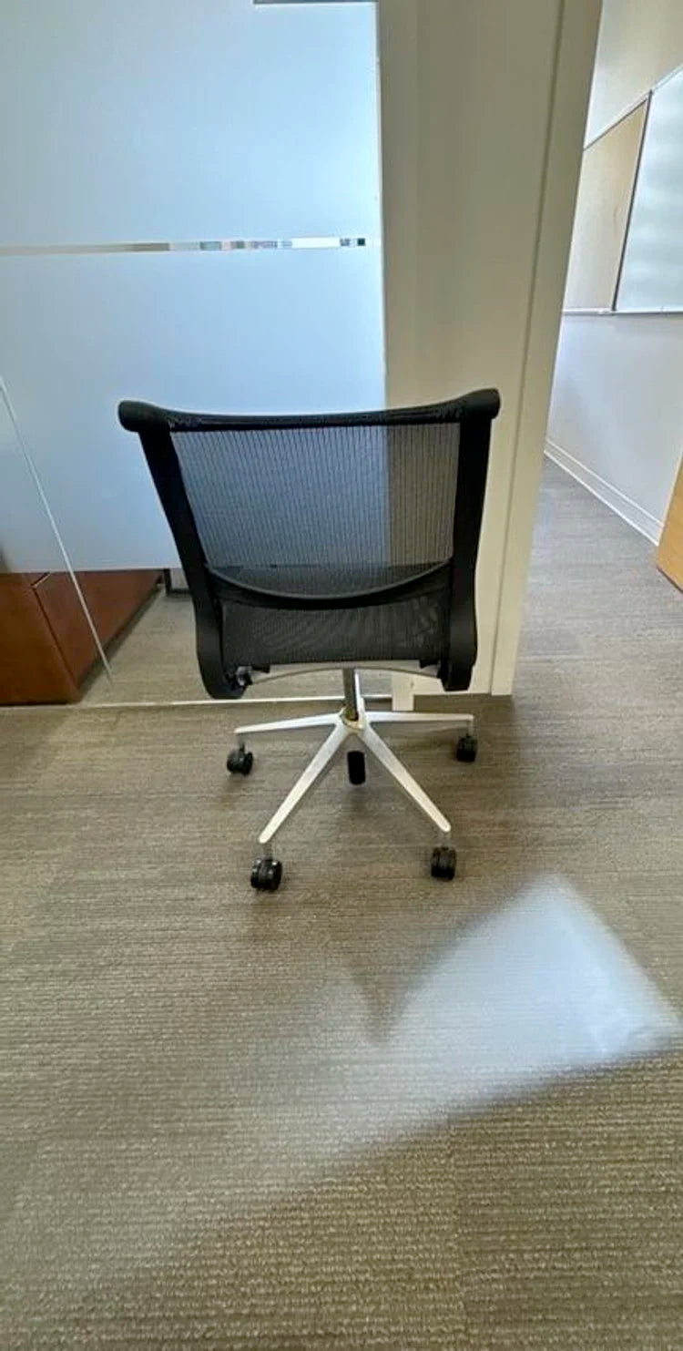 Herman Miller Setu Meeting Chair (No Arms)