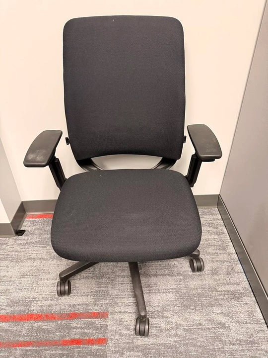 Steelcase Amia Task Chair